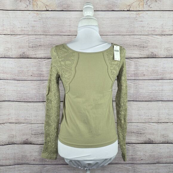 Anthropologie Eyelet Long Sleeve Boat Neck Compression Top NWT Small - Picture 4 of 8